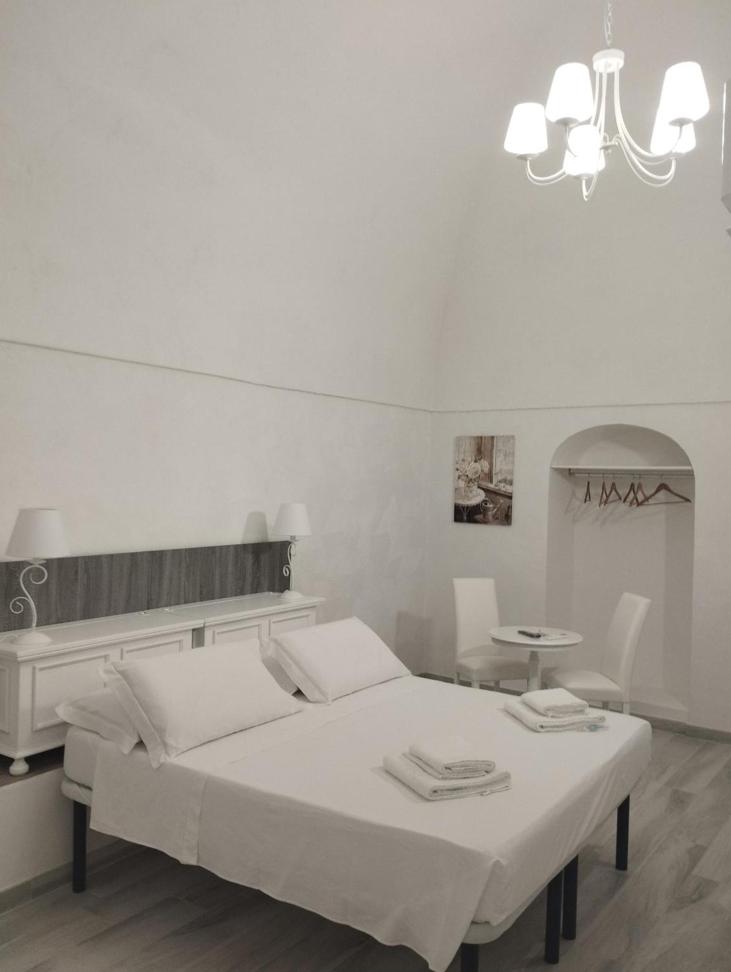 La Maison Piazza Del Popolo Manfredonia Exterior photo
